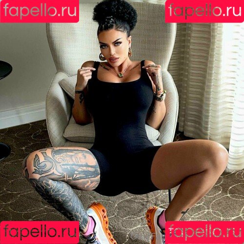 Toochi Kash Onlyfans Photo Gallery 