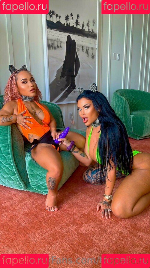 Toochi Kash Onlyfans Photo Gallery 