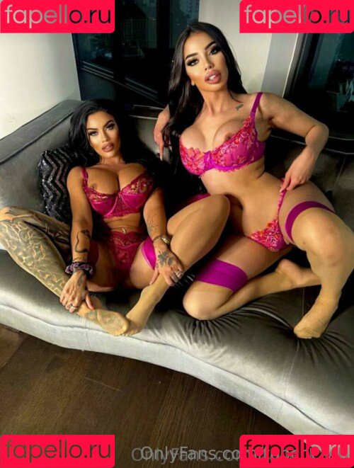 Toochi Kash Onlyfans Photo Gallery 
