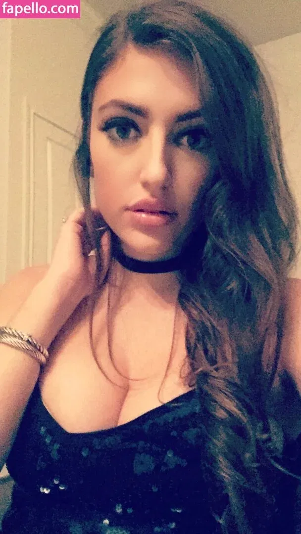 Lauren Bedford Russell Onlyfans Photo Gallery 