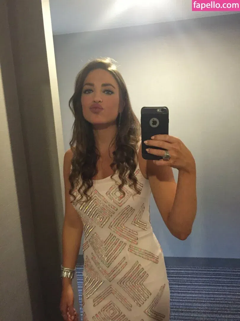 Lauren Bedford Russell Onlyfans Photo Gallery 