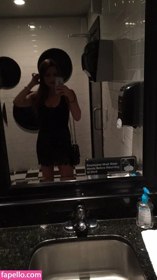 Lauren Bedford Russell Onlyfans Photo Gallery 