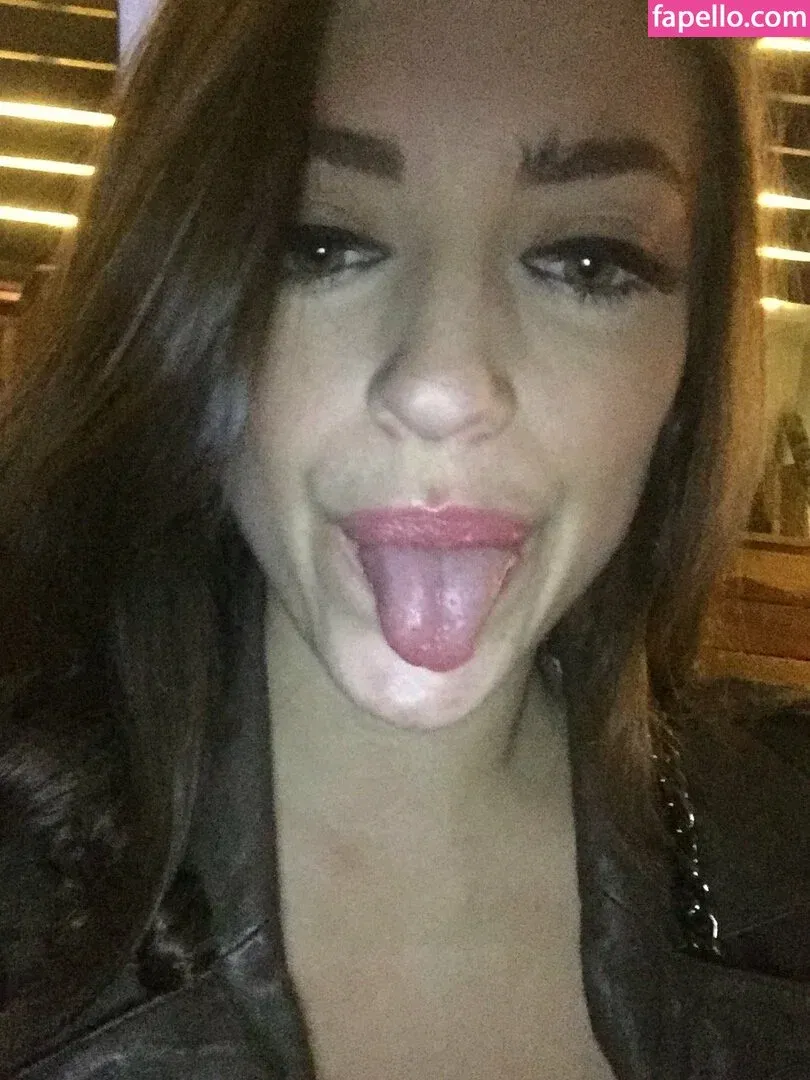 Lauren Bedford Russell Onlyfans Photo Gallery 