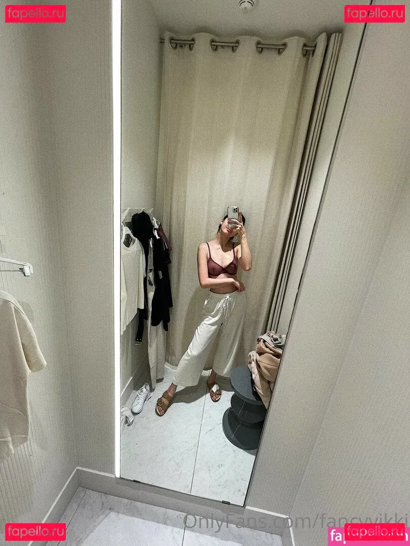 FancyV Onlyfans Photo Gallery 