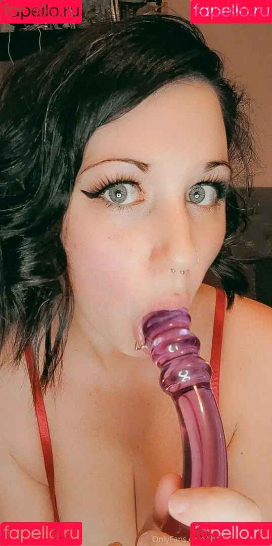 thatbakedwitcch Onlyfans Photo Gallery 