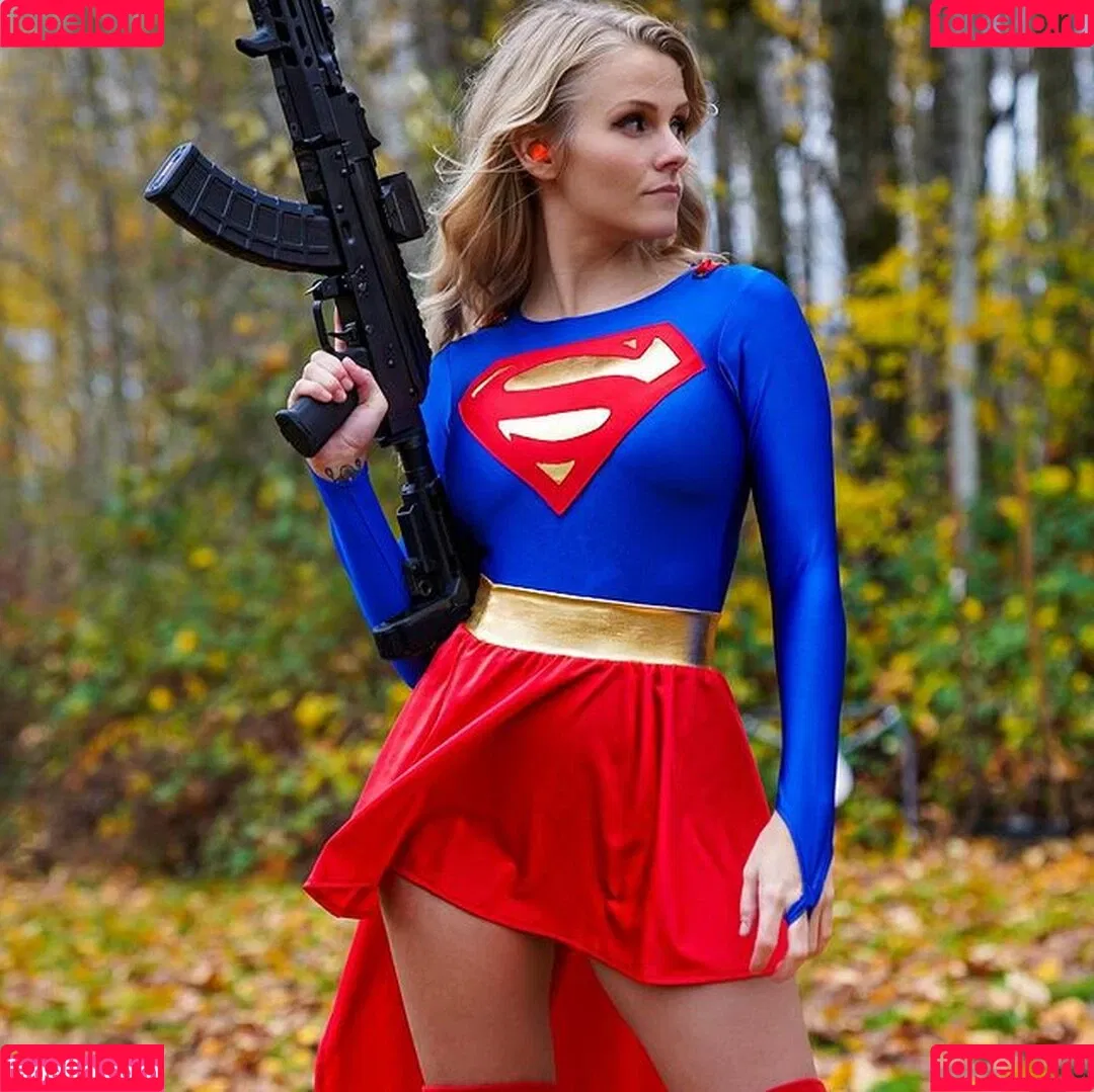 Girls With Guns Onlyfans Photo Gallery 