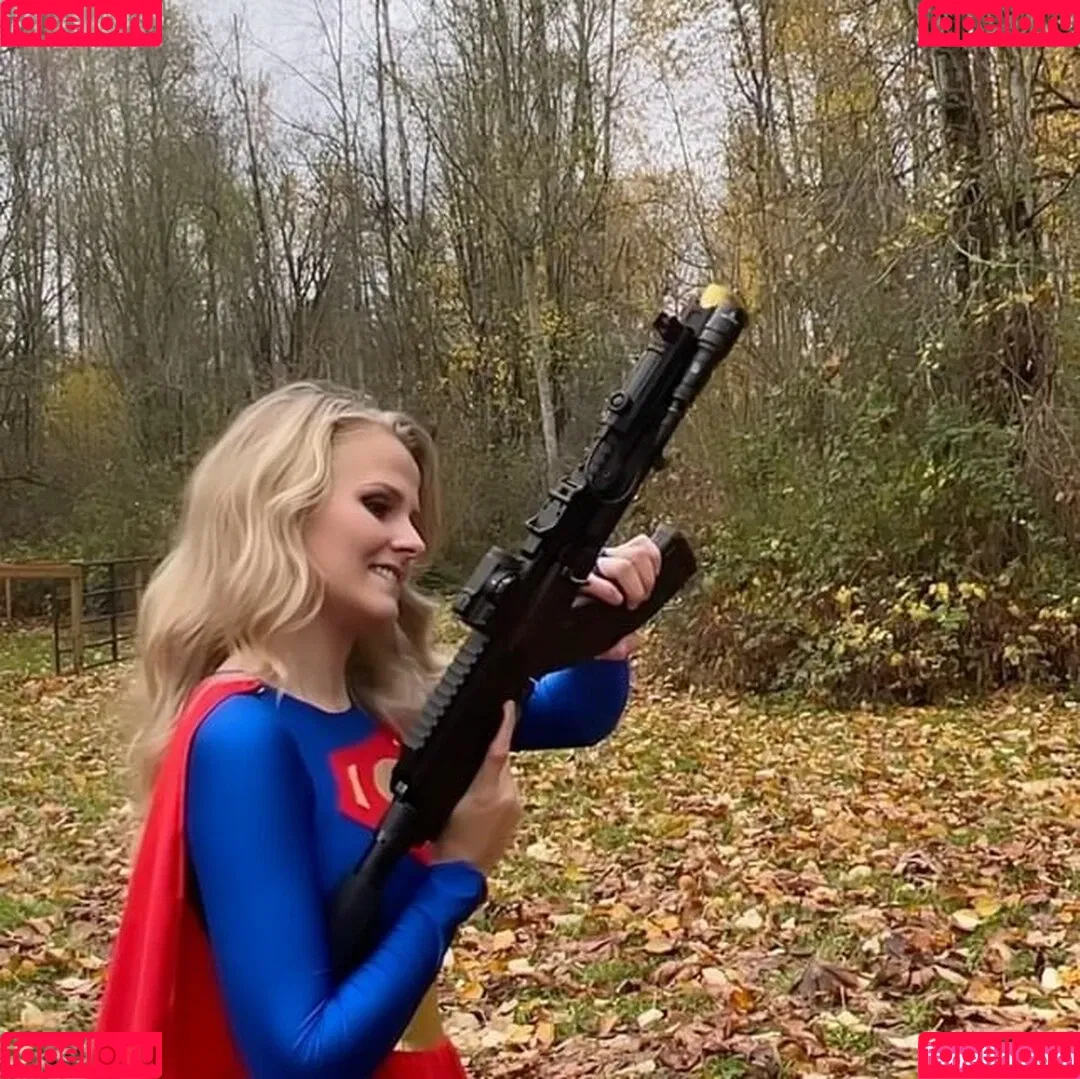 Girls With Guns Onlyfans Photo Gallery 