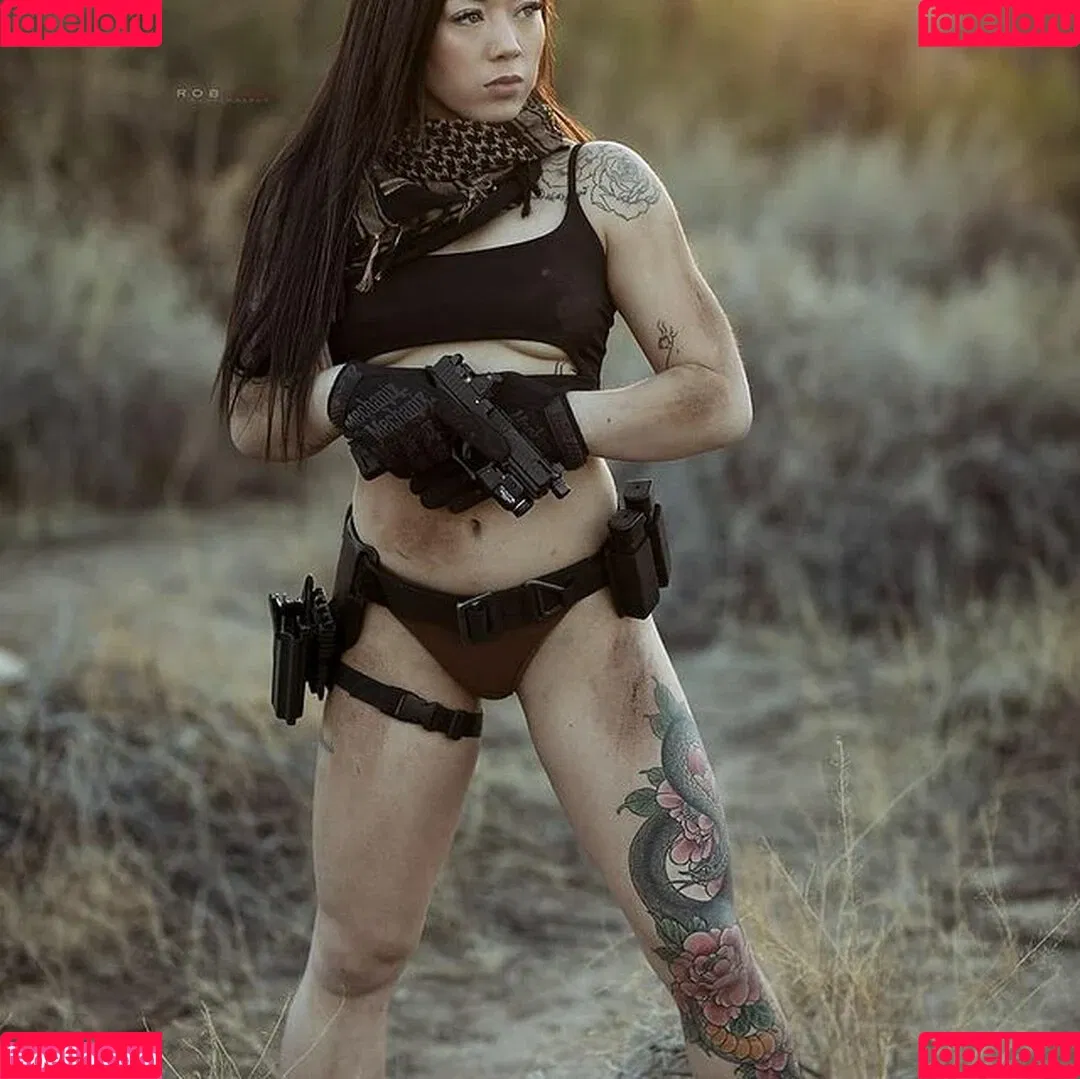 Girls With Guns Onlyfans Photo Gallery 