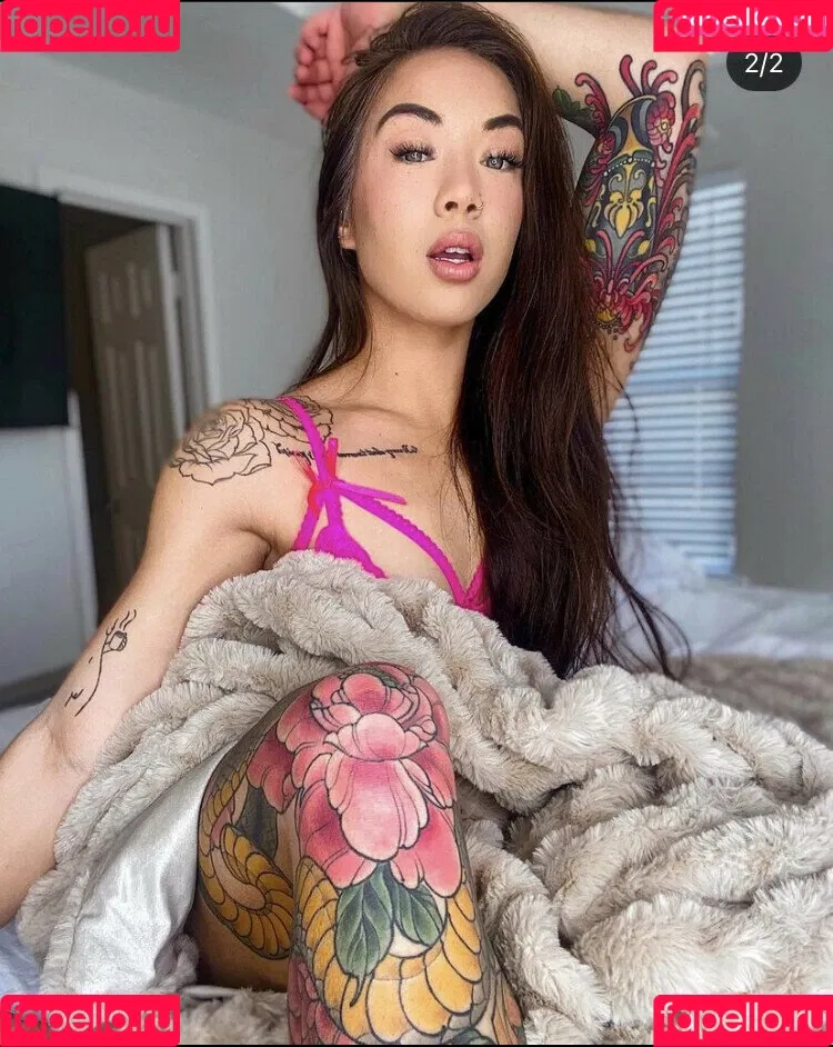 Girls With Guns Onlyfans Photo Gallery 