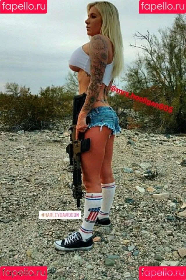 Girls With Guns Onlyfans Photo Gallery 