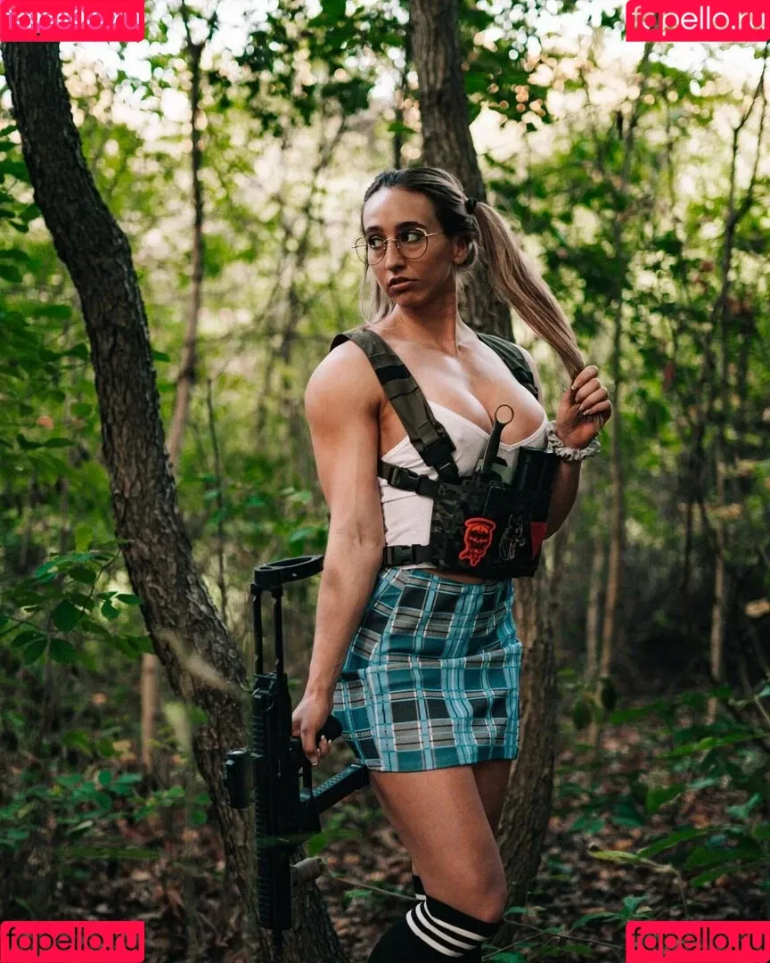Girls With Guns Onlyfans Photo Gallery 