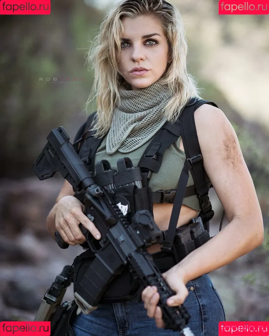 Girls With Guns Onlyfans Photo Gallery 