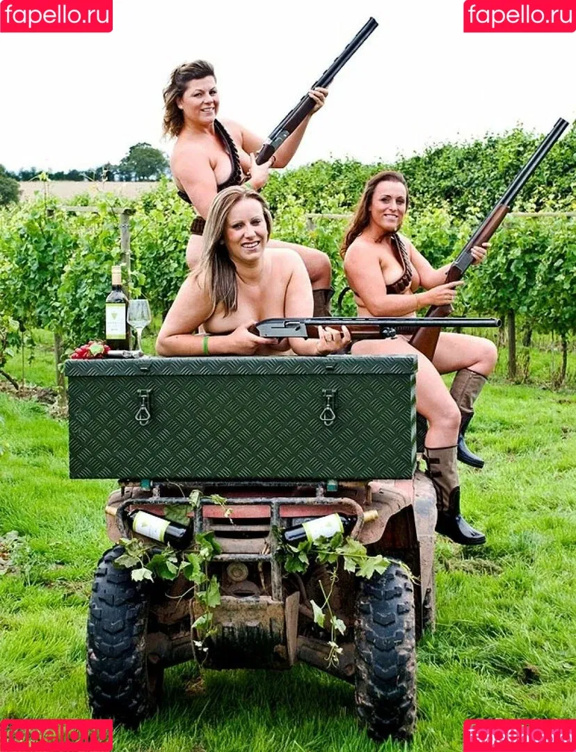 Girls With Guns Onlyfans Photo Gallery 