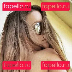 Girls With Guns Onlyfans Photo Gallery 