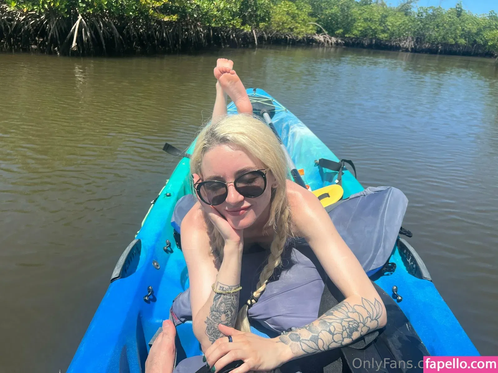 lolafae Onlyfans Photo Gallery 