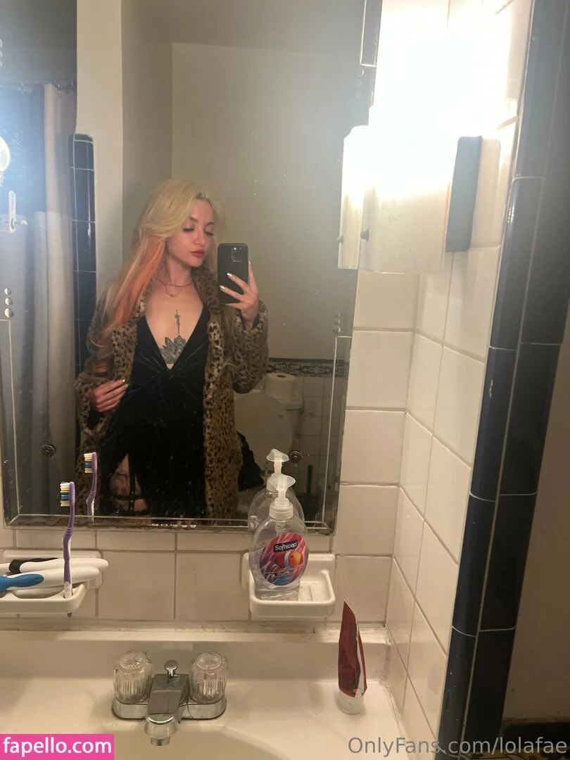 lolafae Onlyfans Photo Gallery 