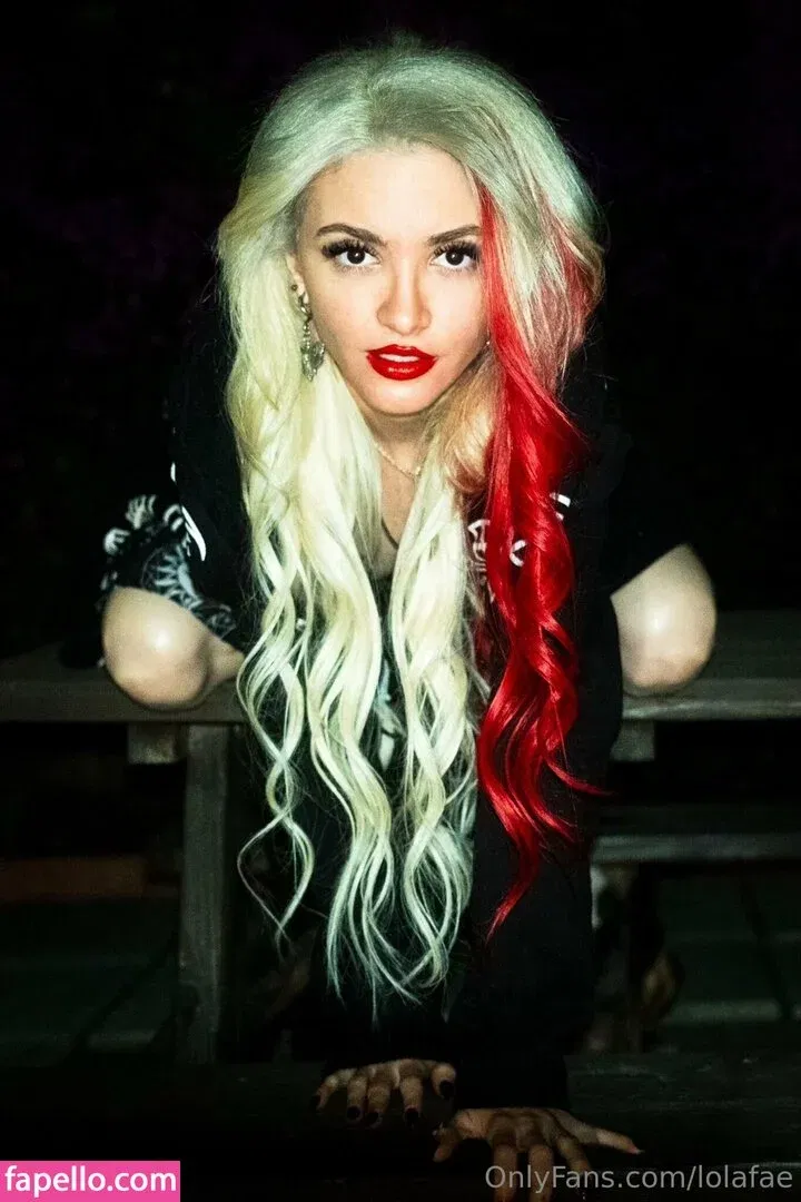 lolafae Onlyfans Photo Gallery 