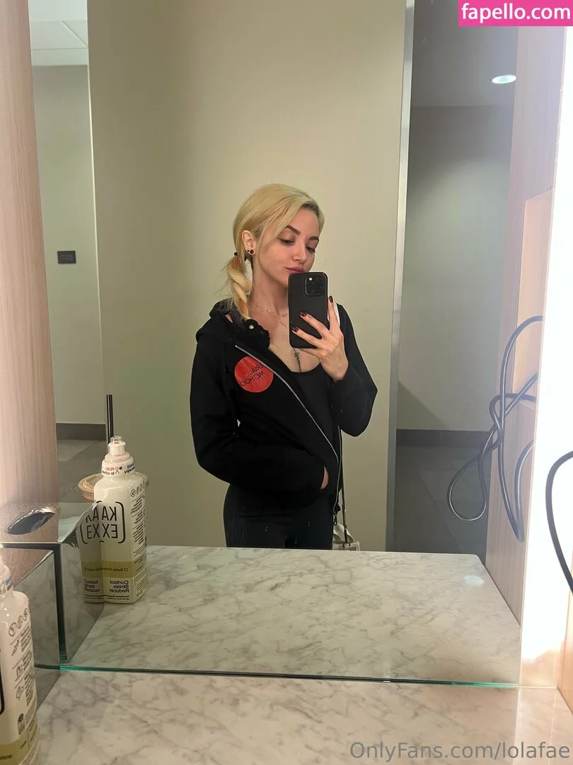 lolafae Onlyfans Photo Gallery 