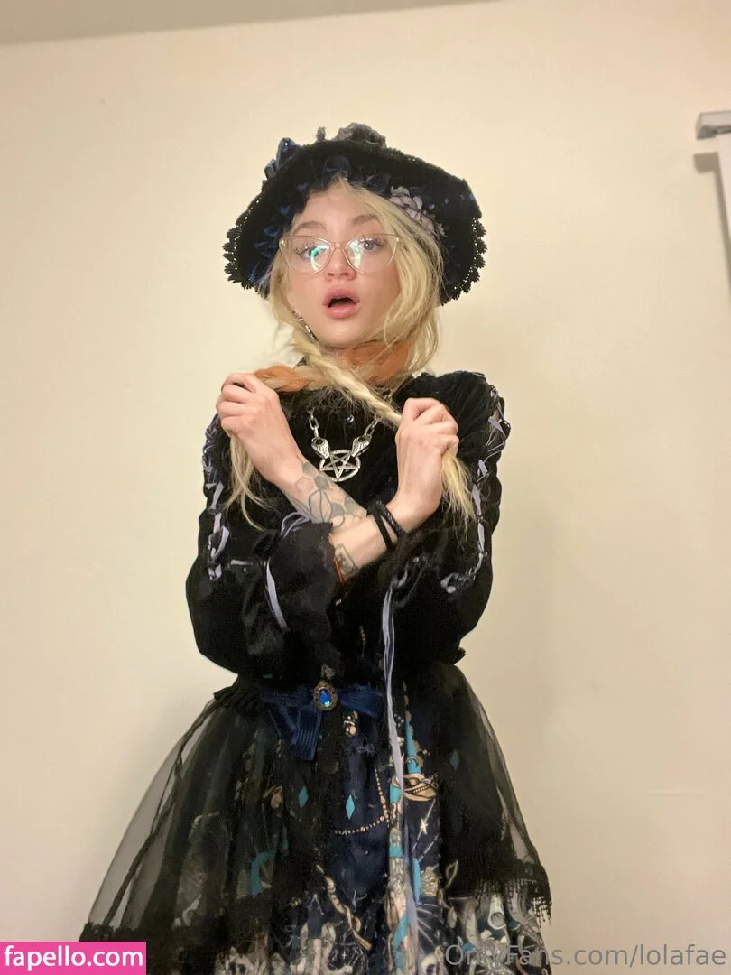 lolafae Onlyfans Photo Gallery 