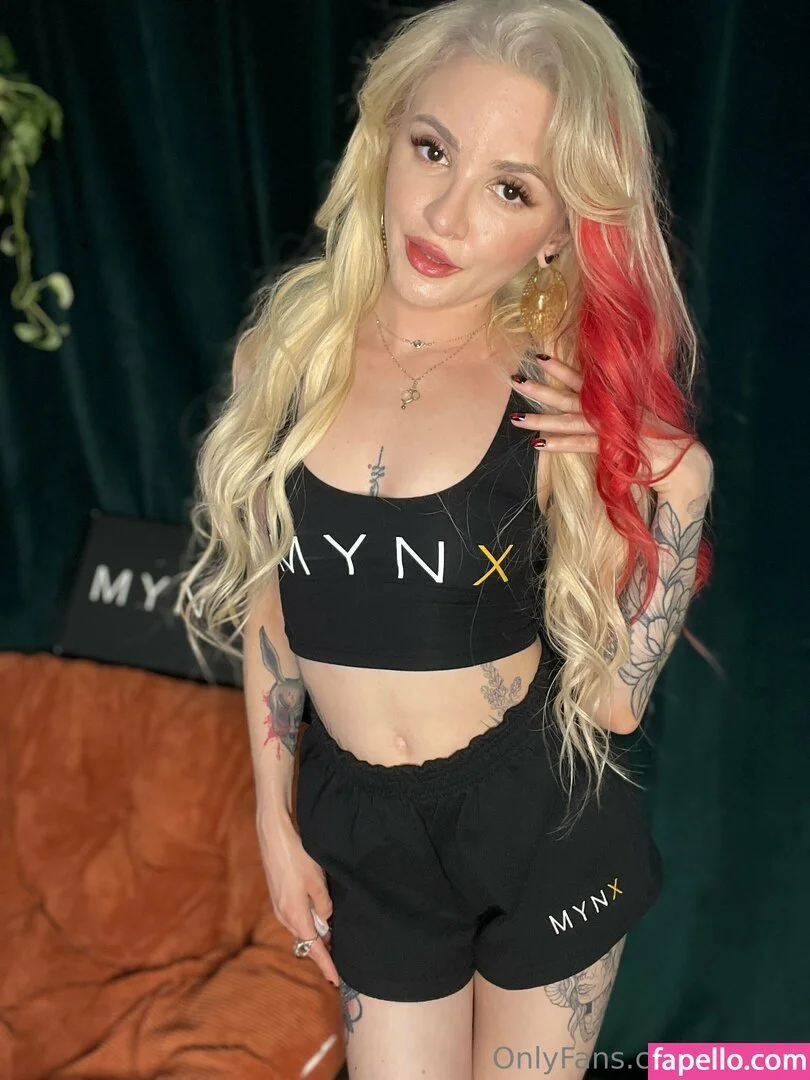 lolafae Onlyfans Photo Gallery 