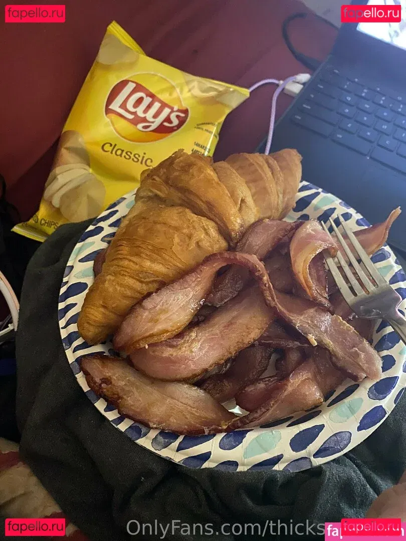 thicksadworld Onlyfans Photo Gallery 