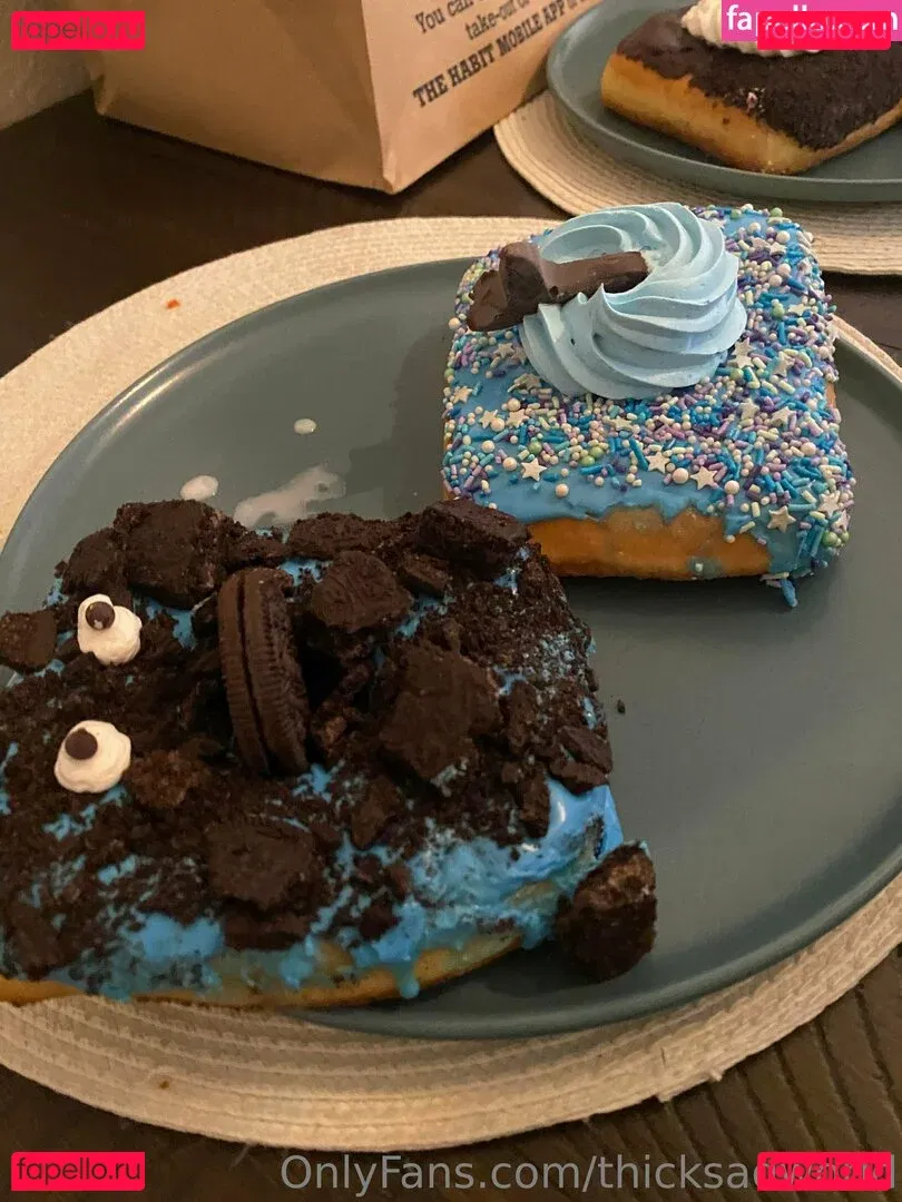 thicksadworld Onlyfans Photo Gallery 