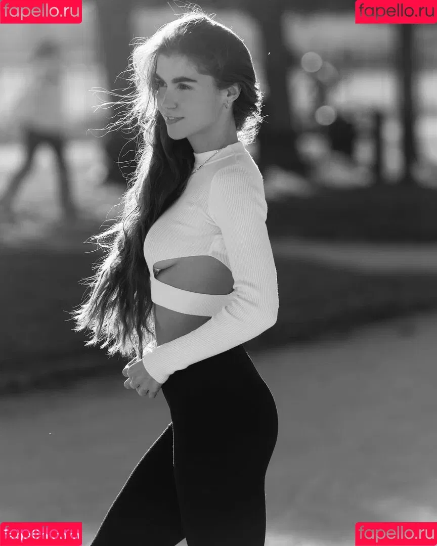 Effy Jones Onlyfans Photo Gallery 