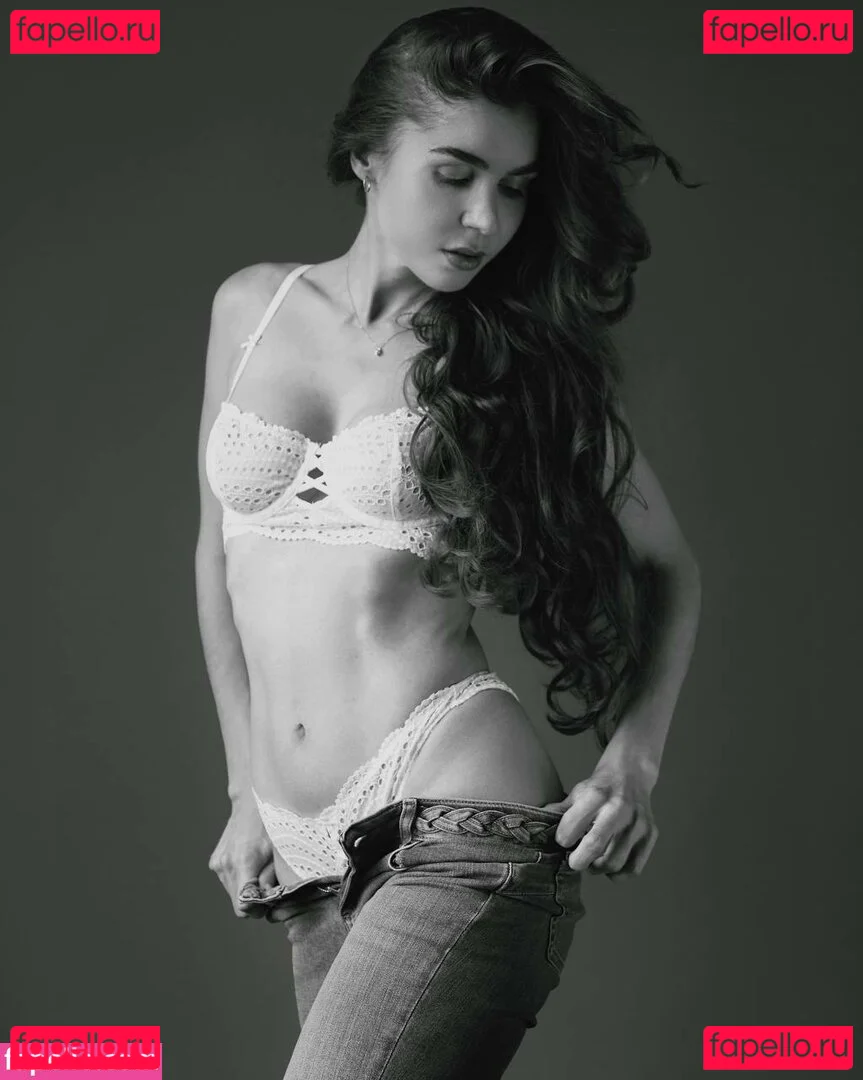 Effy Jones Onlyfans Photo Gallery 