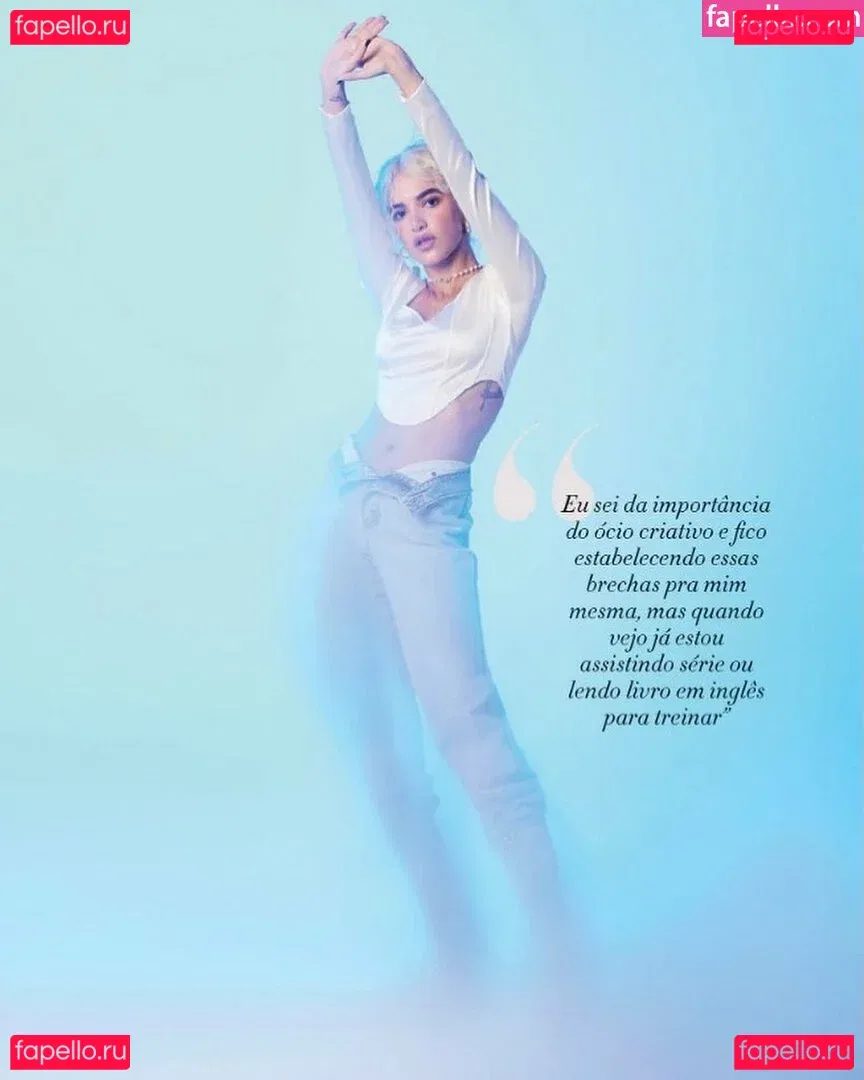 Manu Gavassi Onlyfans Photo Gallery 