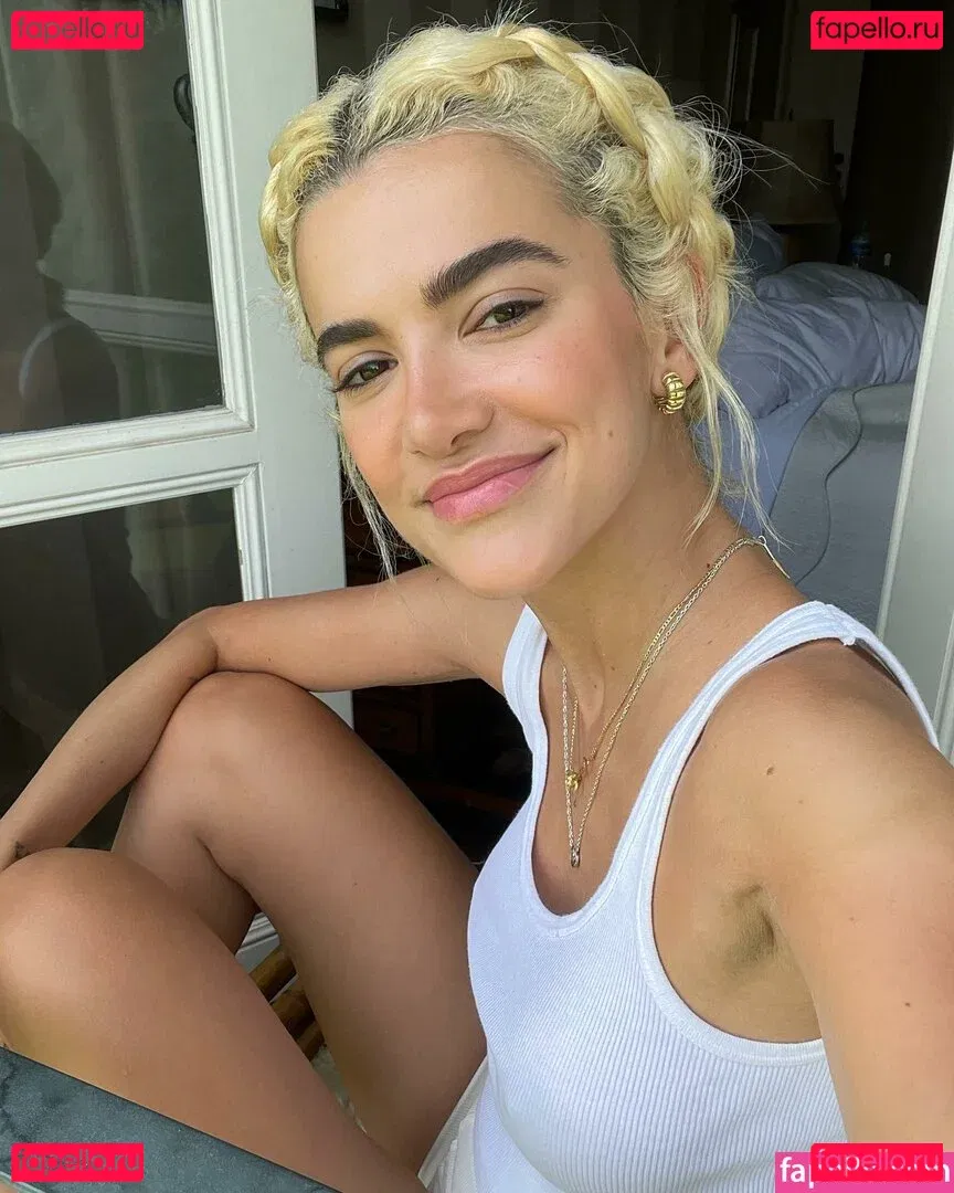 Manu Gavassi Onlyfans Photo Gallery 