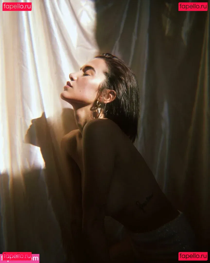 Manu Gavassi Onlyfans Photo Gallery 