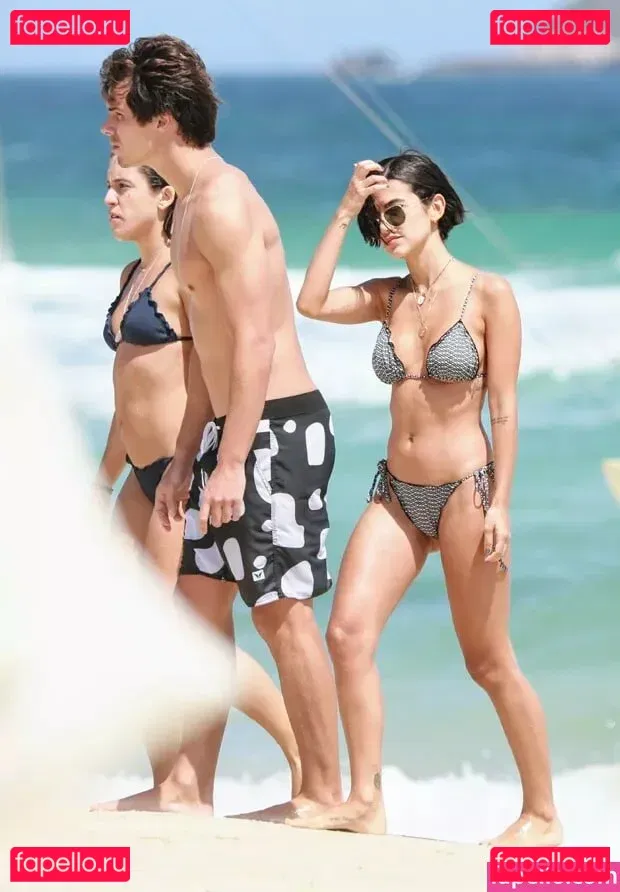 Manu Gavassi Onlyfans Photo Gallery 