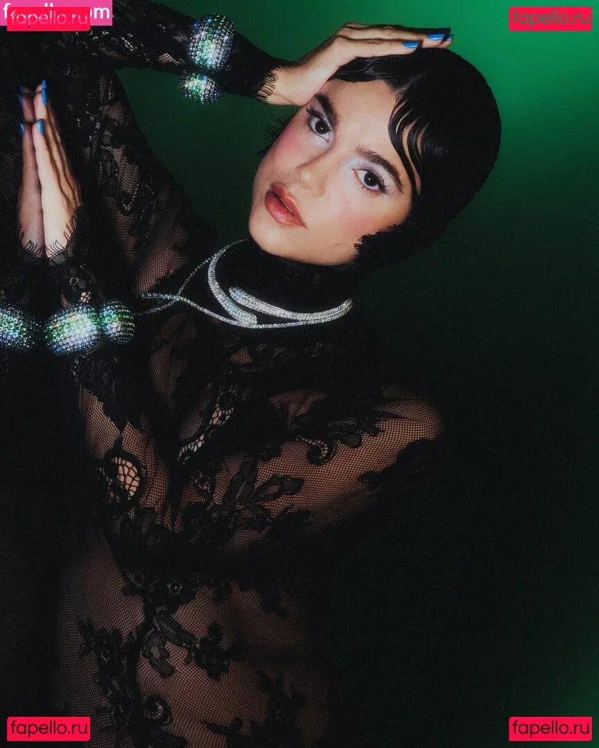 Manu Gavassi Onlyfans Photo Gallery 