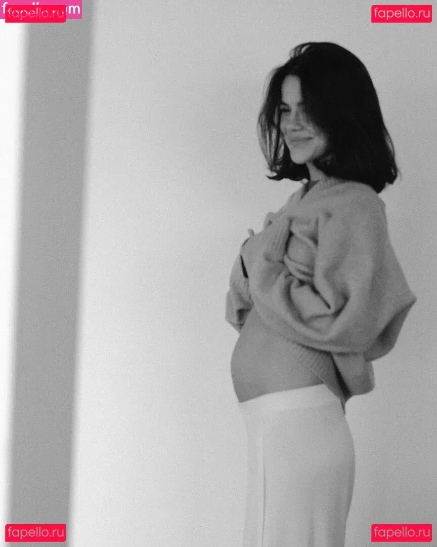 Manu Gavassi Onlyfans Photo Gallery 