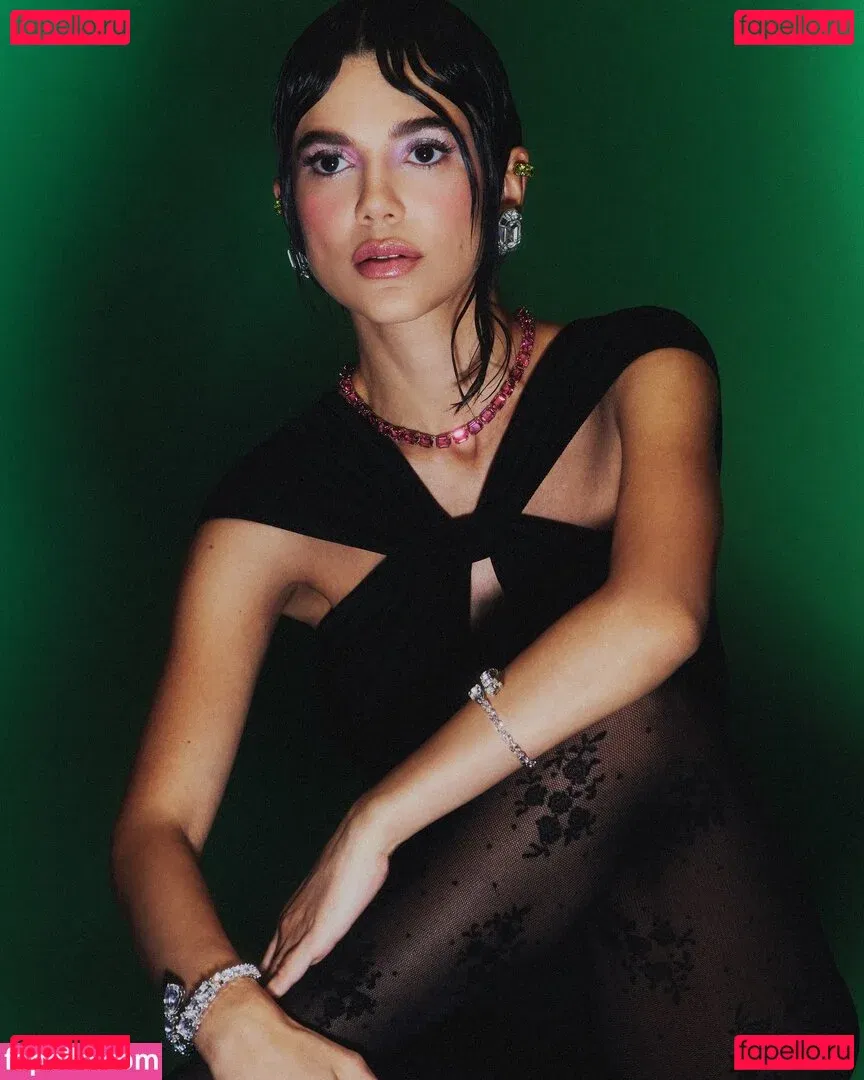 Manu Gavassi Onlyfans Photo Gallery 