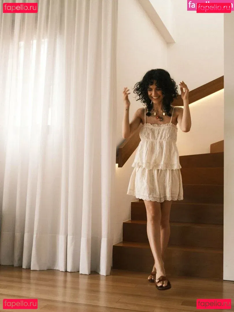 Manu Gavassi Onlyfans Photo Gallery 