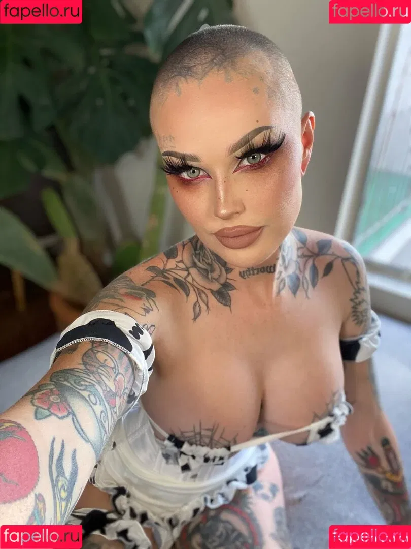 Embodoe Onlyfans Photo Gallery 