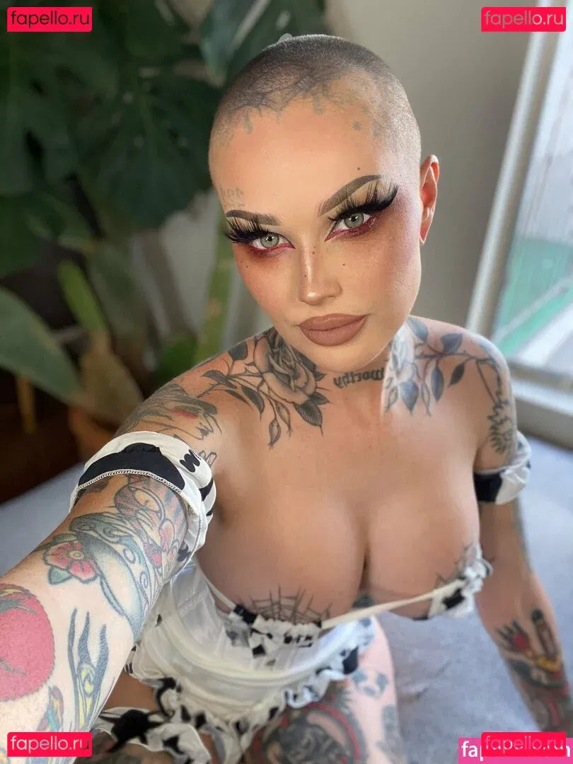 Embodoe Onlyfans Photo Gallery 