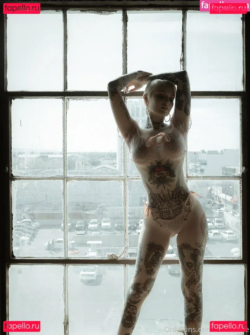 Embodoe Onlyfans Photo Gallery 