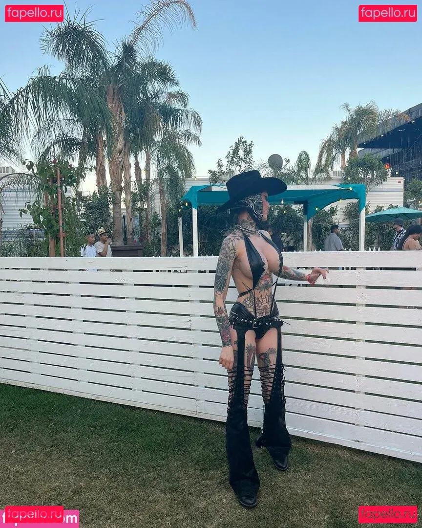 Embodoe Onlyfans Photo Gallery 