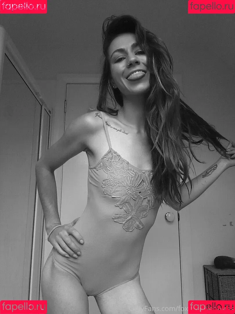 lil_miss_fox Onlyfans Photo Gallery 