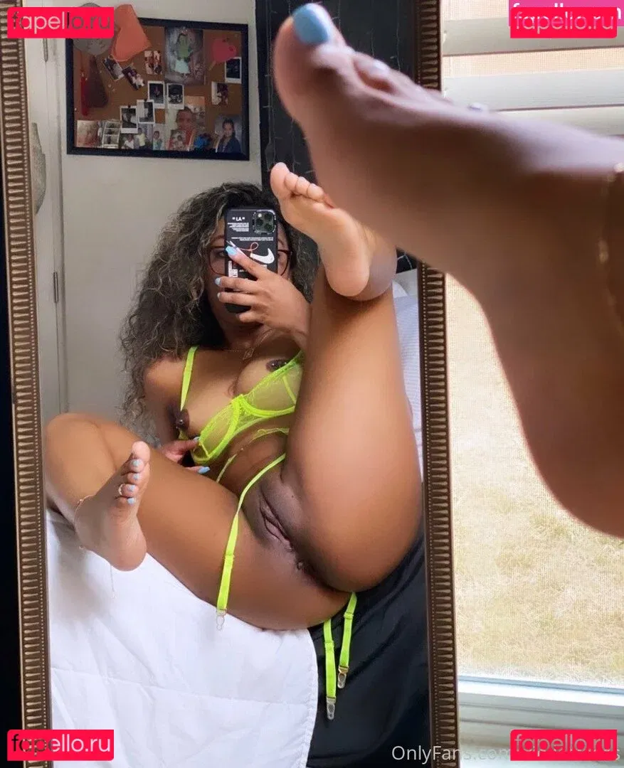 violletroses Onlyfans Photo Gallery 