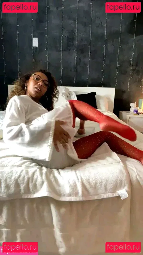 violletroses Onlyfans Photo Gallery 