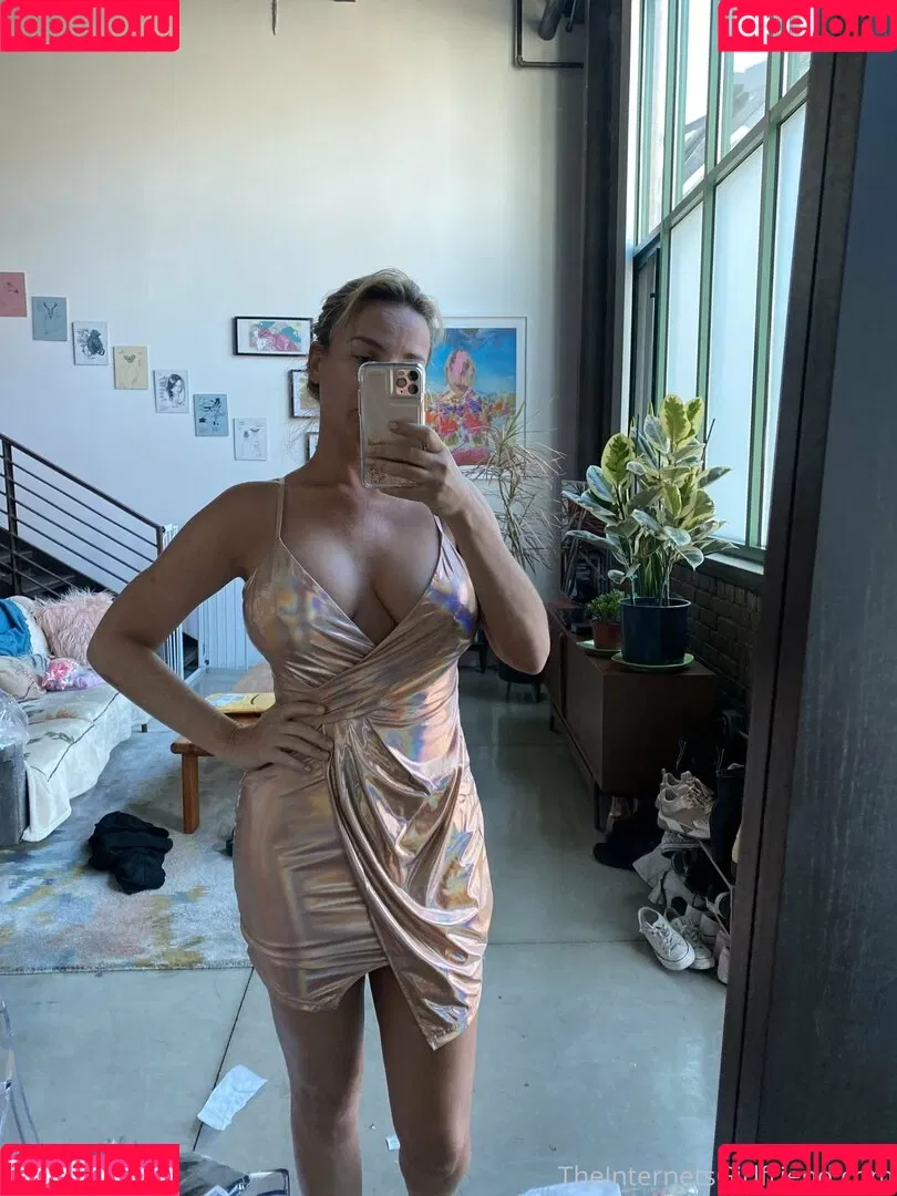 danadearmond Onlyfans Photo Gallery 