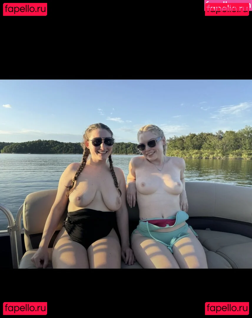 ittybittyprettykitty Onlyfans Photo Gallery 