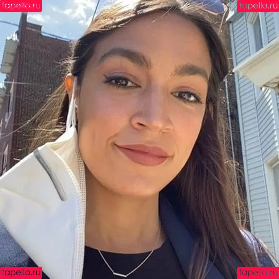 Alexandria Ocasio-Cortez Onlyfans Photo Gallery 