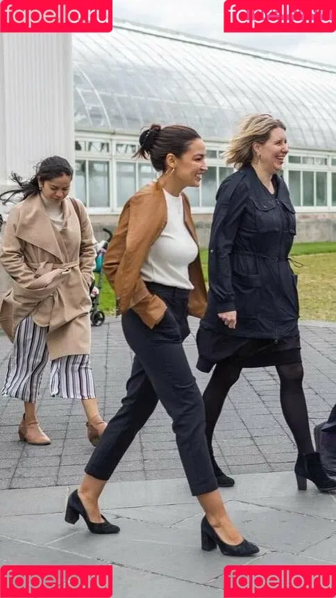 Alexandria Ocasio-Cortez Onlyfans Photo Gallery 