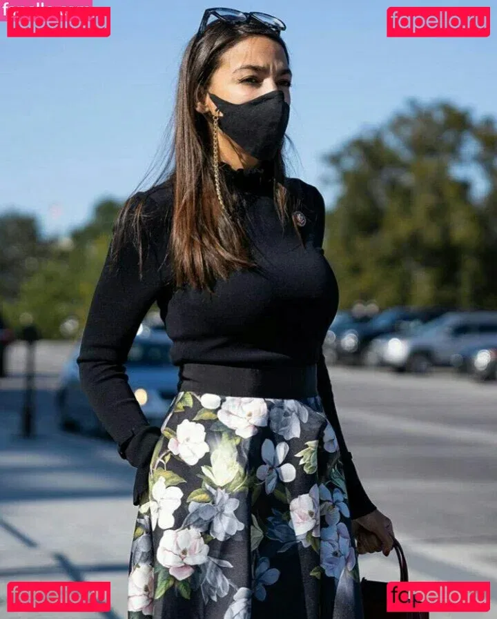 Alexandria Ocasio-Cortez Onlyfans Photo Gallery 