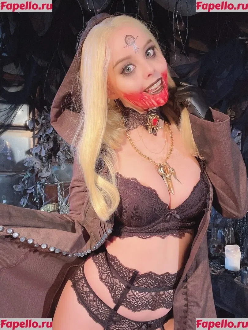 Disharmonica Onlyfans Photo Gallery 