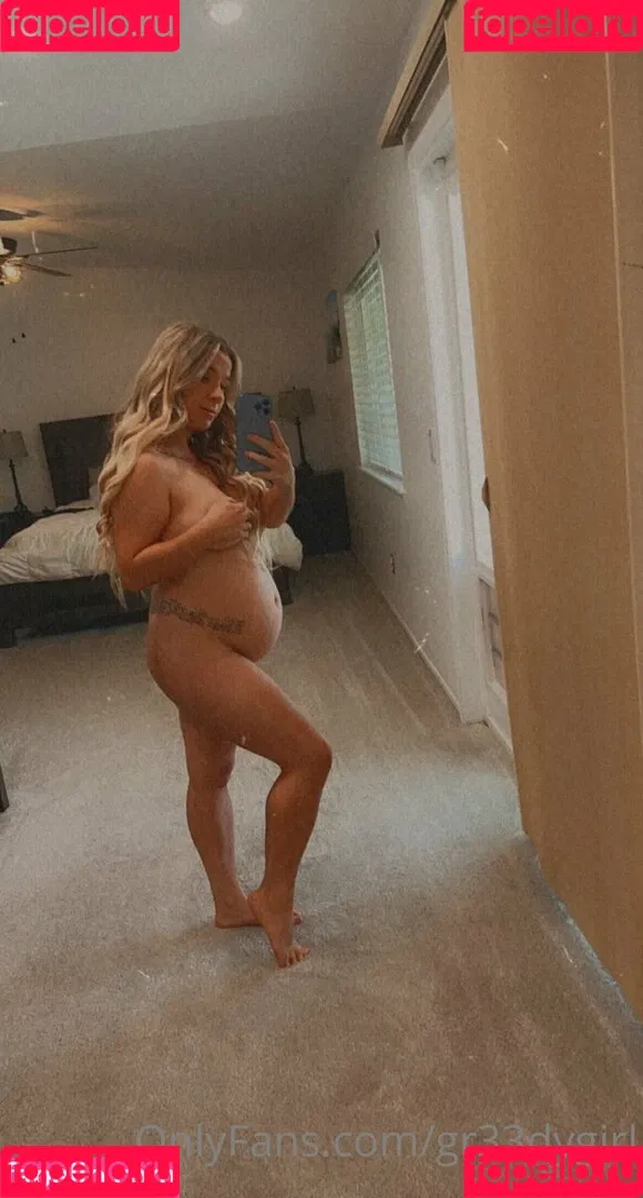 gr33dygirl Onlyfans Photo Gallery 